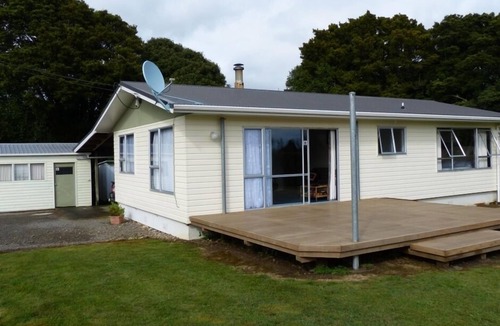 Te Horo House | Peaceful Rural Setting