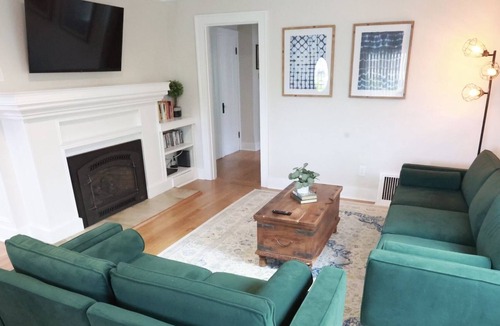 Port Gardner House | Peaceful Sanctuary near Downtown Everett