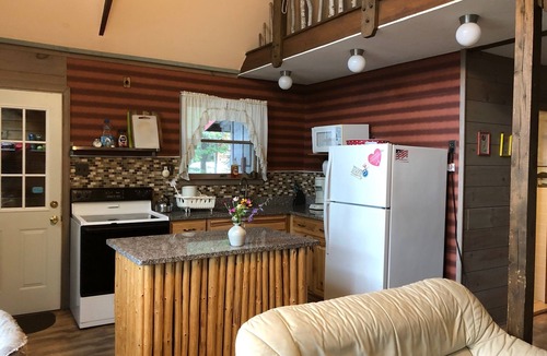 Rangeley Cabin | Peaceful, Secluded Waterfront Cottage with Sandy Beach