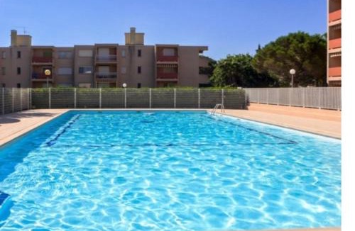 La Faviere Apartment | Peaceful Seaview Apartment with Beach & Pool Access, Air Conditioning