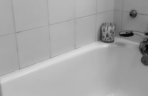 Canardiere Est Apartment | Peaceful & secure studio 10 min from the center 🏡✨