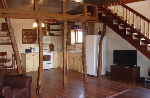 Seguin House | Peaceful setting 10 minutes to New Braunfels, San Marcos or Seguin