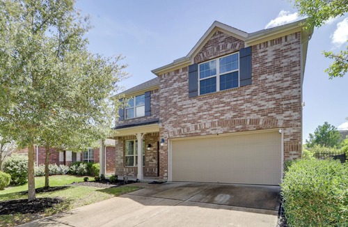 Indian Springs House | Peaceful Setting: The Woodlands Creekside Retreat