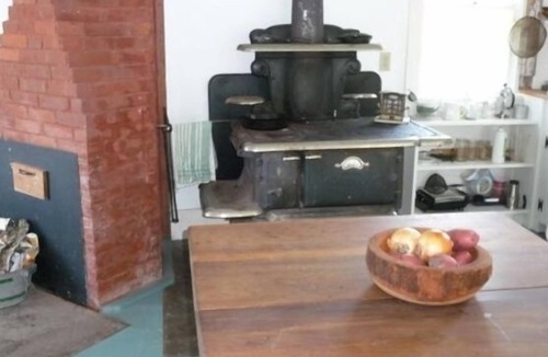 Swans Island House | Peaceful Shoreline House