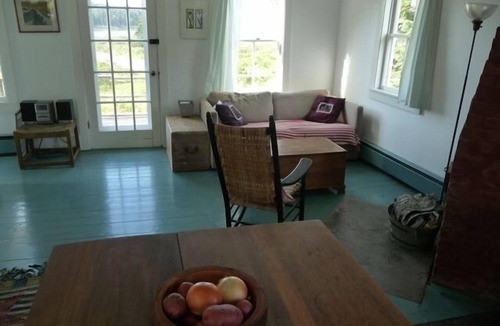 Swans Island House | Peaceful Shoreline House