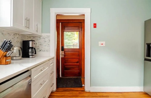 St. Elizabeth's Condo | Peaceful, Spacious 2BR Condo in Allston Boston, Close to Harvard/BC/BU + Parking