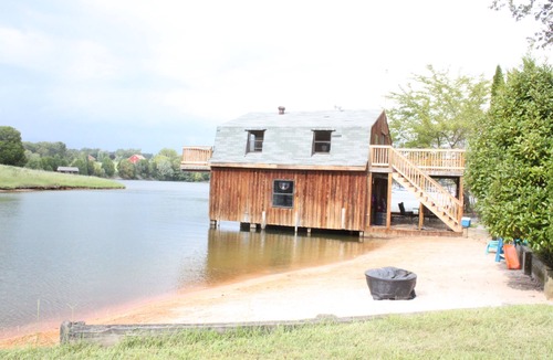 Glenora House | Peaceful, spacious waterfront oasis with 250ft waterfront & private beach, dock