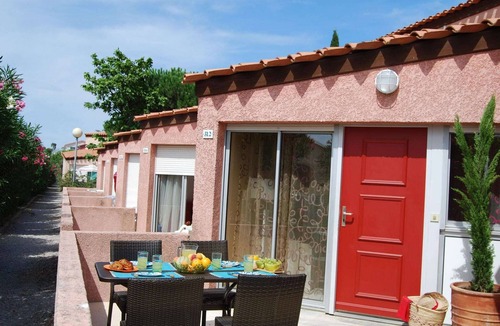 Saint-Cyprien Plage House | Peaceful Stay in St Cyprien Plage