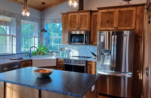 Sand Springs House | Peaceful stay @ "Oak Keys" on Lake Keystone