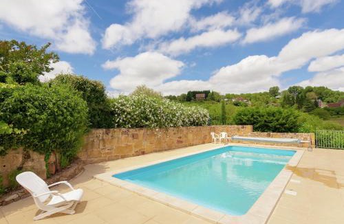 Badefols-d'Ans House | Peaceful Stay with Pool
