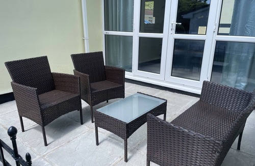 Liskeard House | Peaceful, streamside, detached bungalow - close attractions, walks & beaches