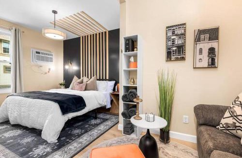 Mount Clemens Apartment | Peaceful Studio Flat near Downtown Mount Clemens
