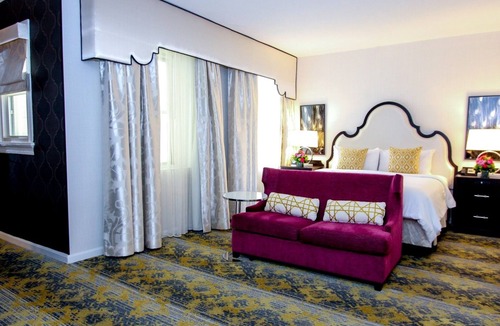 Kalorama Heights Hotel | Peaceful Suite Stay Near Attractions! 2 Cozy Units w/Gym Access