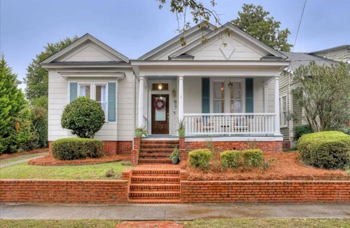 Summerville House | Peaceful Summerville cottage Masters rental
