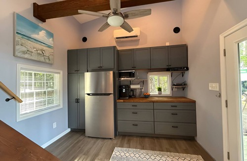 Lexington Park House | Peaceful tiny home Saltara where you can realx and unwind