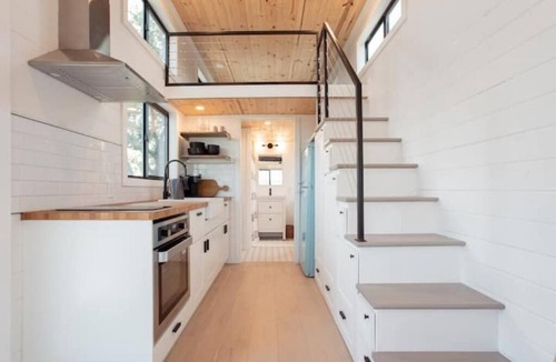 Thurber House | Peaceful Tiny Home on Hilltop with Gorgeous Sunsets & Scenic Views