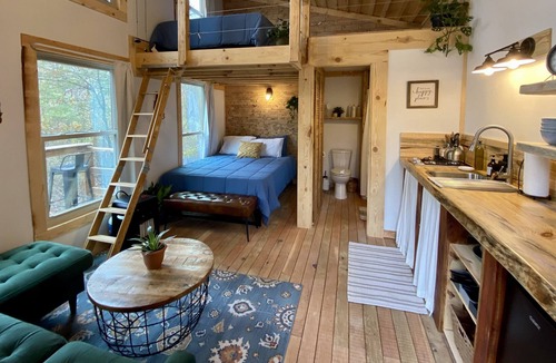 Boles Cabin | Peaceful Treehouse in the Forest