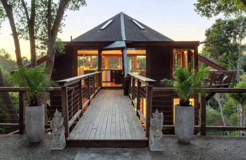 Aptos House | Peaceful Treehouse with Ocean View