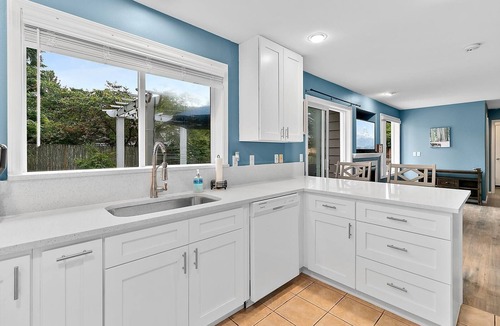 Black Diamond House | PEACEFUL!