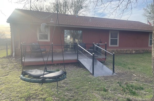 Coffeyville House | Peaceful Views and Quiet Location