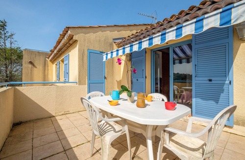 Chateauneuf-Grasse Apartment | Peaceful Villa "Numéro 2" with Private Pool and HD Wi-Fi