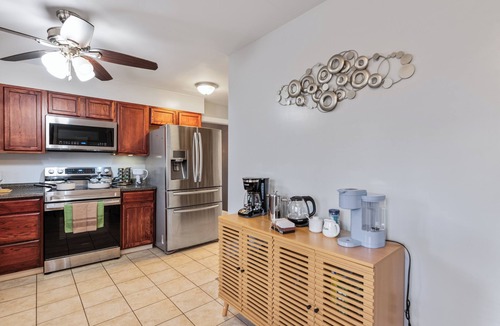 Wichita House | Peaceful w. KingBeds & Deck/East Near WSU