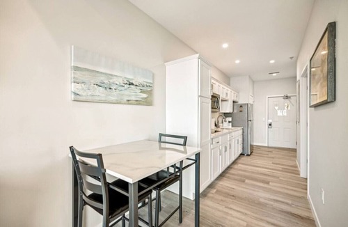 Lake Delton Condo | Peaceful Waterfront, Indoor/Outdoor Pools, Beach