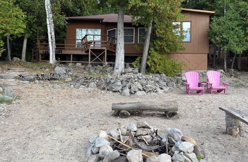 Westmeath Cottage | Peaceful Waterfront Cottage on Ottawa River – Nature Lover’s Retreat!
