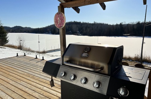 Bowman Cottage | Peaceful Waterfront Cottage - Amazing Lake View - new SPA