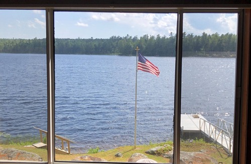 Orland House | Peaceful Waterfront Toddy Pond Retreat