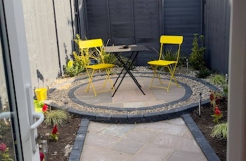 Chelmsford Apartment | Peacefull Springfield Studio Flat.