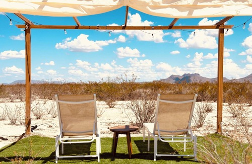 Alpine Cabin | Peach Bungalow Near Big Bend