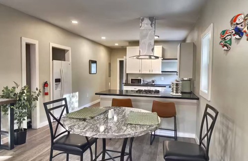 Sylvan Hills House | Peach City Pad-Duplex
