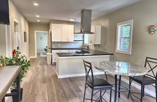 Sylvan Hills House | Peach City Pad-Duplex
