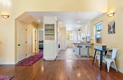 San Luis Obispo House | Peach St Bungalow | Stylish Walkable Retreat