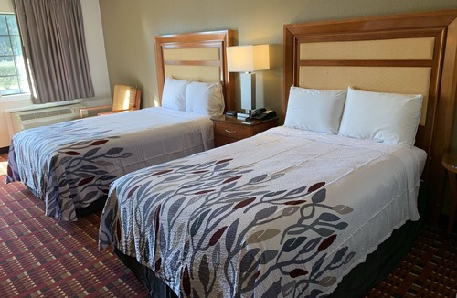 St. George Hotel | Peach Tree Inn