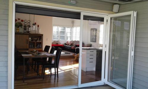 Hamilton East Villa | Peachgrove