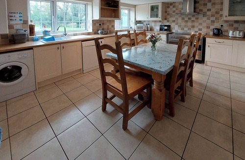 Lincoln Cottage | Peacock Barn - E5479