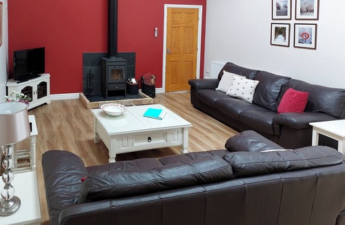 Lincoln Cottage | Peacock Barn - E5479