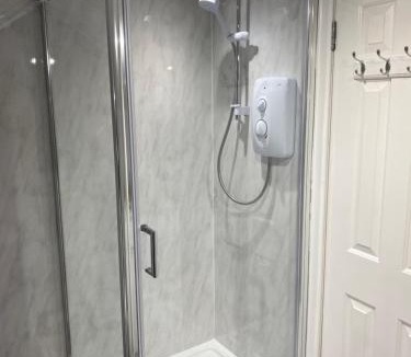 Largs House | Peacock Guest House