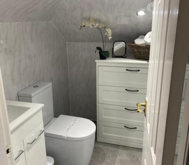 Largs House | Peacock Guest House