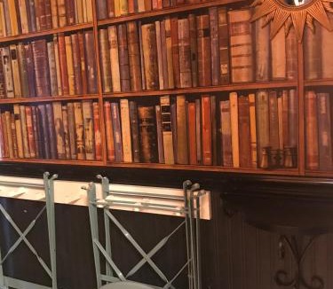 Northwest Berkeley Bed & Breakfast | Peacock Room