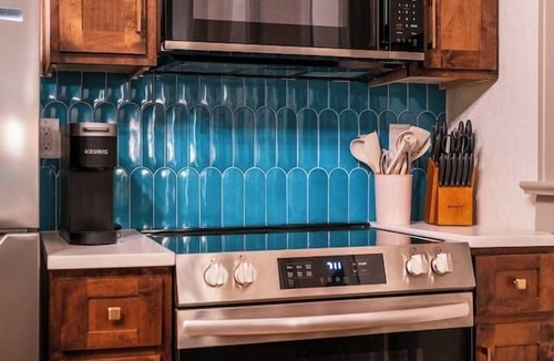 Sedalia Apartment | Peacock Suite
