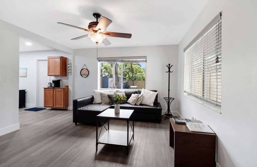 River Oaks House | Peacock Villa 2 By Dream Vacation