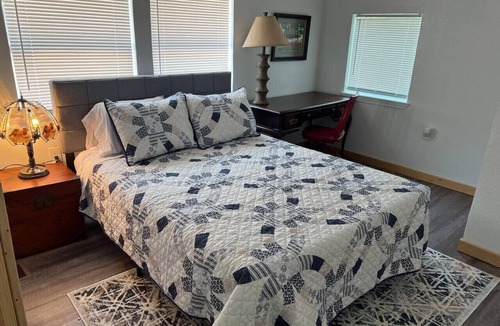 Texarkana Cottage | Peacocks and Privacy