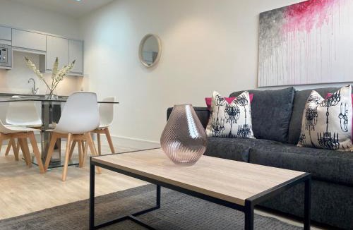 Fleet House | Peak at Fleet Heights Apartment Four