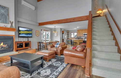 Ellicottville Apartment | Peak Convenience: Hot Tub, Walkable Resort Retreat