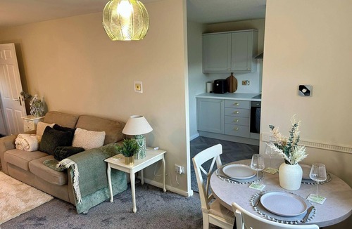 Chesterfield House | Peak District - 2 Beds - Sleeps 4 - Pet Friendly