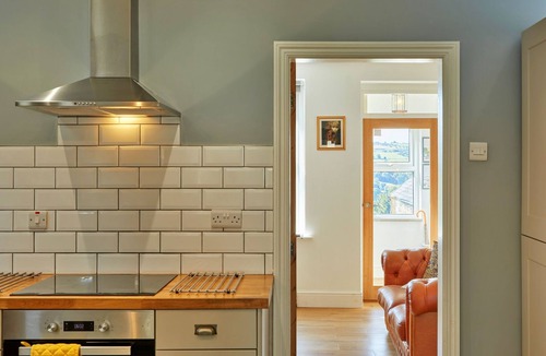 Two Dales House | Peak View by Interhome