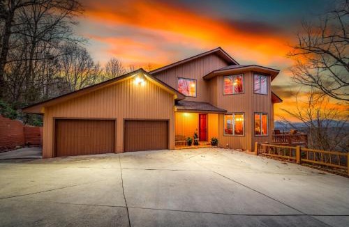 My Mountain House | Peaks & Quiet Retreat